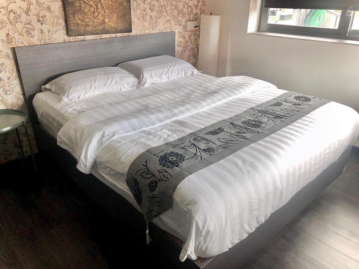 Jjh Serviced Apartments Near Serangoon Mrt Singapore Exterior photo